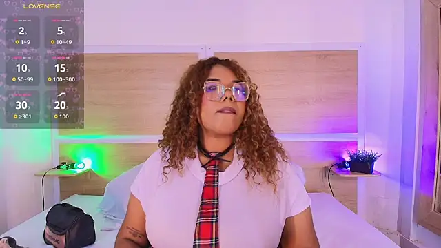  nickypurple  online show from 02.19.26