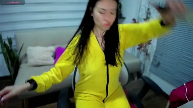 Lunlunera online show from 04.09.26