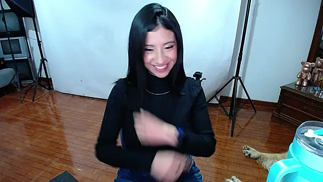 Snapshot of _holy_1 chatting on 01.08.25 holy 1 online show from 01.08.25