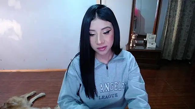 Snapshot of _holy_1 chatting on 02.14.25 holy 1 online show from 02.14.25