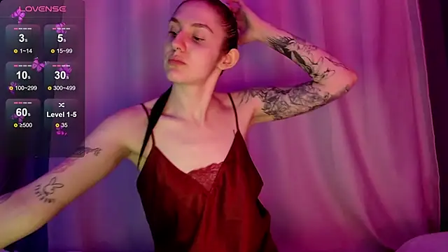 NiaEllis online show from 01.09.25