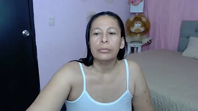 mature martina online show from 10.07.25