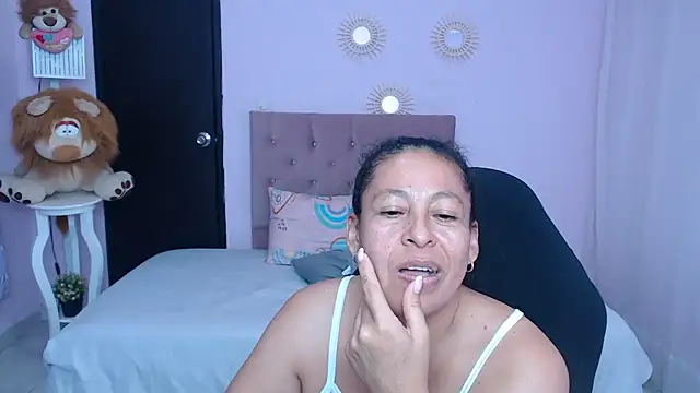 mature martina online show from 03.03.26