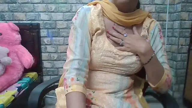 Sexy iknoor online show from 11.04.25