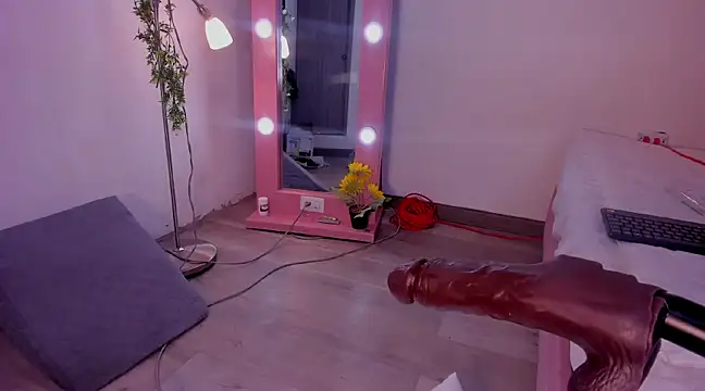 isa red hair online show from 12.21.24