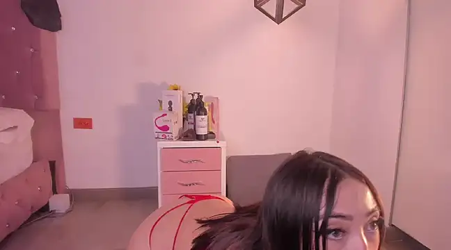 isa red hair online show from 01.13.25