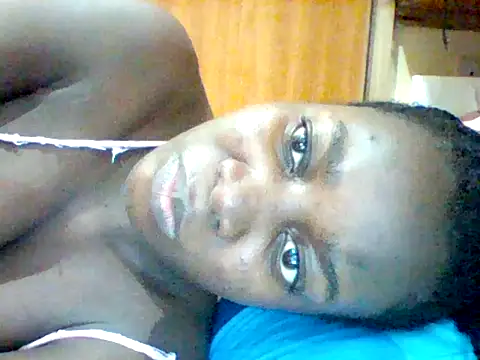 Snapshot of Alessandrajenna chatting on 09.11.25 Alessandrajenna online show from 09.11.25