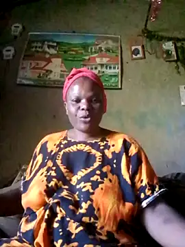 pretty-donna online show from 04.15.26