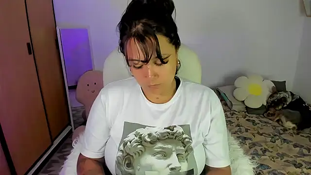 bigbooty-30 online show from 03.13.25