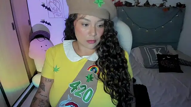 bigbooty-30 online show from 10.28.25