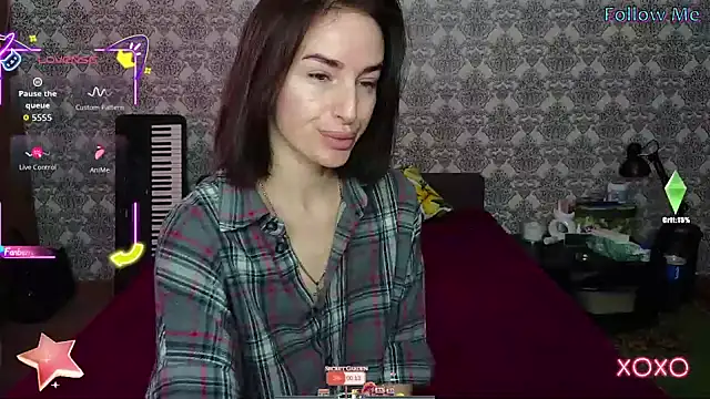 Snapshot of xx_adrihanna_xx chatting on 10.29.25 xx adrihanna xx online show from 10.29.25