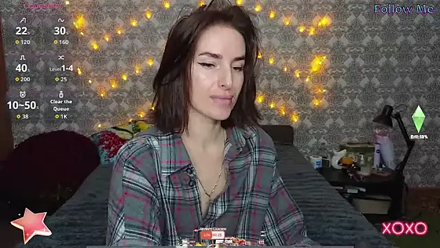 Snapshot of xx_adrihanna_xx chatting on 11.06.25 xx adrihanna xx online show from 11.06.25