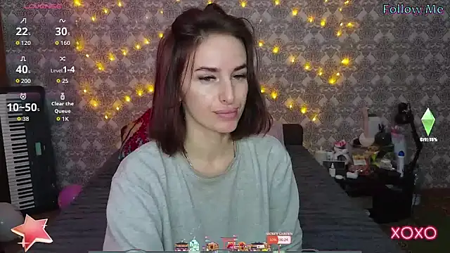 Snapshot of xx_adrihanna_xx chatting on 11.25.25 xx adrihanna xx online show from 11.25.25