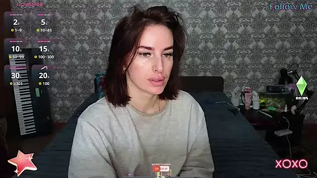 Snapshot of xx_adrihanna_xx chatting on 12.01.25 xx adrihanna xx online show from 12.01.25
