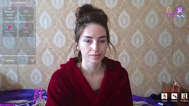 Snapshot of xx_adrihanna_xx chatting on 03.11.26 xx adrihanna xx online show from 03.11.26