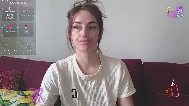 Snapshot of xx_adrihanna_xx chatting on 04.09.26 xx adrihanna xx online show from 04.09.26