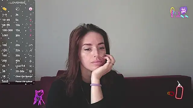 Snapshot of xx_adrihanna_xx chatting on 04.21.26 xx adrihanna xx online show from 04.21.26