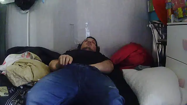 Bebemickey75 online show from 04.18.26