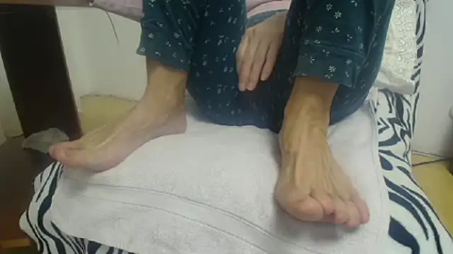 Web Lady online show from 01.12.26