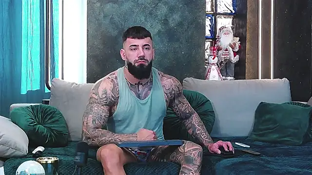masterkingofmusclee online show from 12.12.24