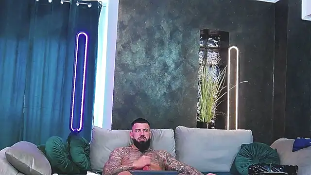 masterkingofmusclee online show from 01.08.25