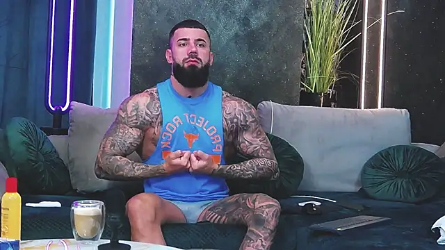 masterkingofmusclee online show from 01.10.25