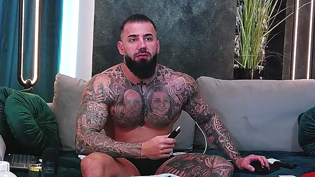 masterkingofmusclee online show from 01.30.25