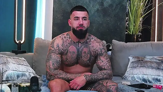 masterkingofmusclee online show from 02.13.25