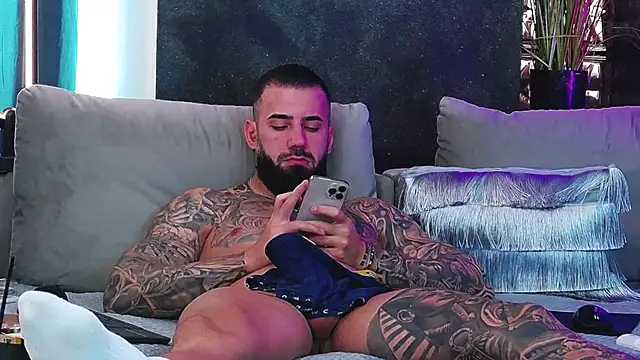 masterkingofmusclee online show from 02.25.25