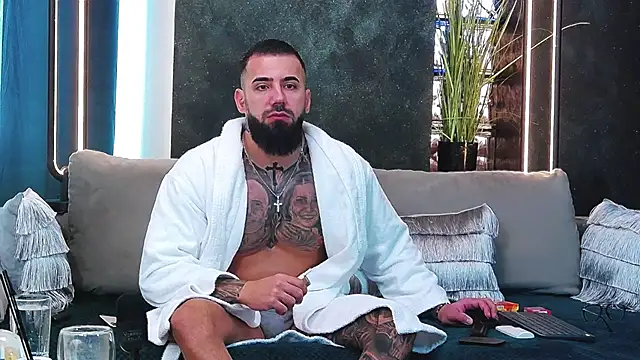 masterkingofmusclee online show from 03.05.25