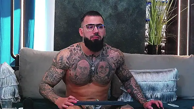 masterkingofmusclee online show from 03.05.25