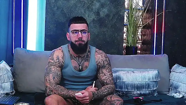 masterkingofmusclee online show from 03.07.25