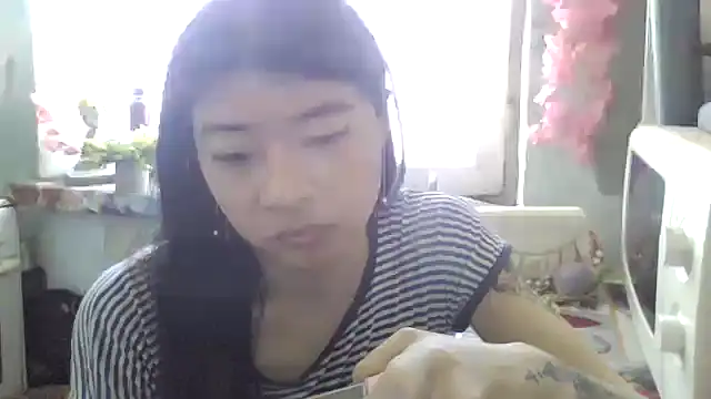 CarlyJoy online show from 06.03.26