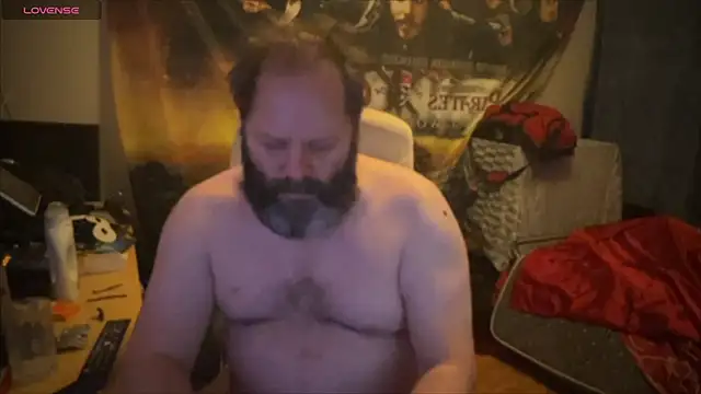 Snapshot of master_227 chatting on 12.15.24 master 227 online show from 12.15.24