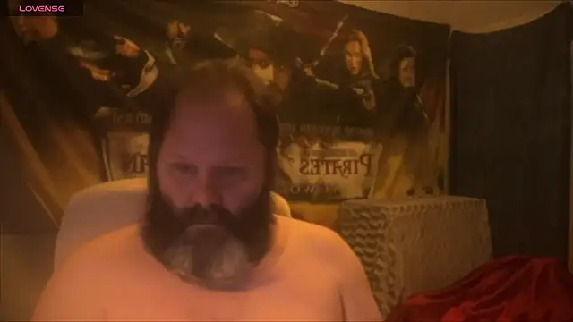 Snapshot of master_227 chatting on 01.08.25 master 227 online show from 01.08.25