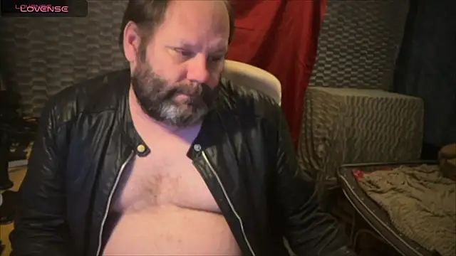 Snapshot of master_227 chatting on 03.01.25 master 227 online show from 03.01.25