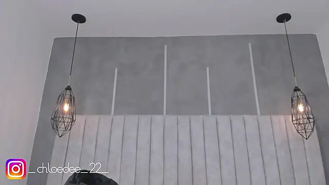 chloe d online show from 02.13.25