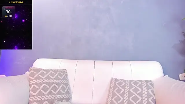 Snapshot of sofiaa_ebony chatting on 12.06.24 sofiaa ebony online show from 12.06.24