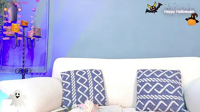 Snapshot of sofiaa_ebony chatting on 10.15.25 sofiaa ebony online show from 10.15.25