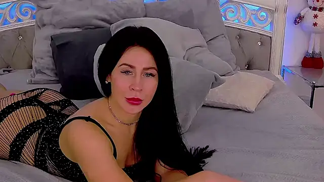 Snapshot of CrissyTaylor chatting on 01.11.25 CrissyTaylor online show from 01.11.25