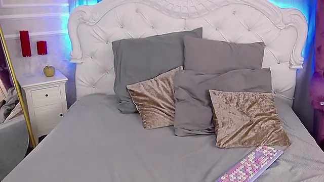 Snapshot of CrissyTaylor chatting on 03.17.25 CrissyTaylor online show from 03.17.25