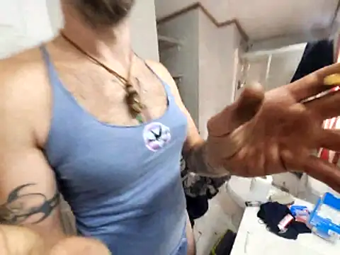 Bi curious86 online show from 10.18.25