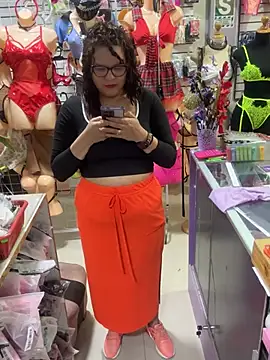 ROSALIALUCY online show from 01.14.25