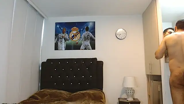 omarmohammedhot2 online show from 12.13.24