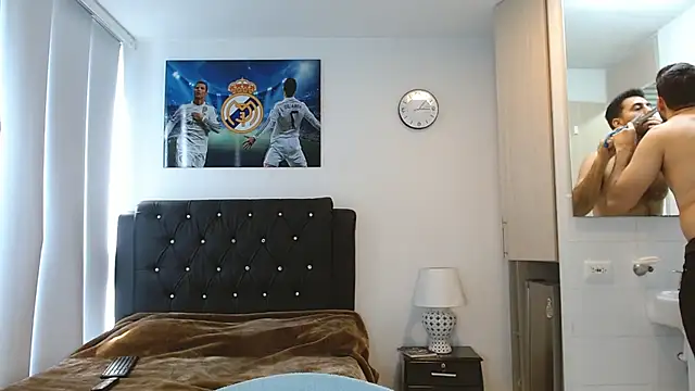 omarmohammedhot2 online show from 03.18.25