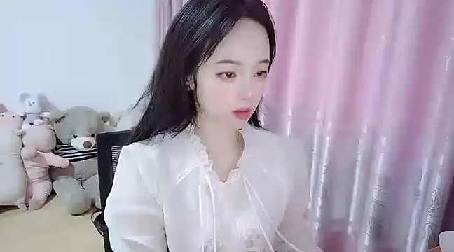 wwcc123 online show from 02.17.25