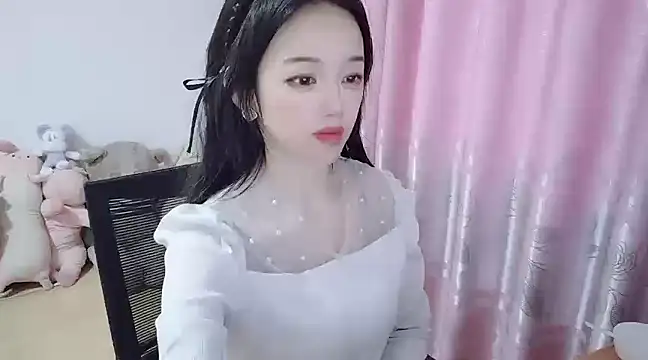 wwcc123 online show from 03.08.25