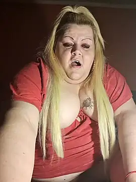 Snapshot of ducicsajsziii chatting on 12.10.24 ducicsajsziii online show from 12.10.24