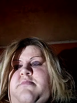 Snapshot of ducicsajsziii chatting on 04.24.26 ducicsajsziii online show from 04.24.26