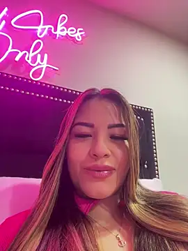 Snapshot of sexyyykloee chatting on 03.01.26 sexyyykloee online show from 03.01.26